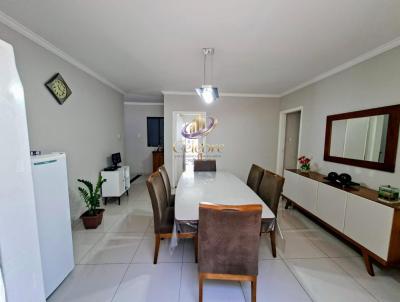 Casa para Venda na cidade de Taubat&eacute; no bairro Centro